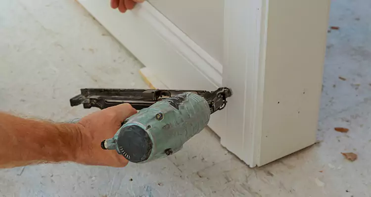 Fix Garage Door Panel in Florida Ridge, FL