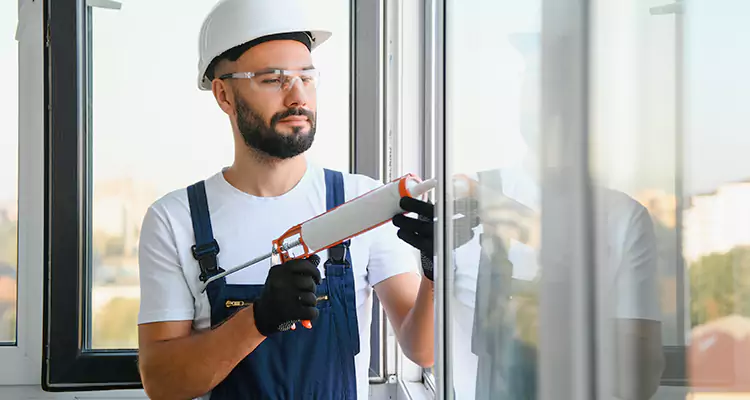 Retractable Screens Repair for Patio in Florida Ridge, FL