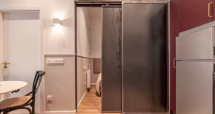 We Fix Closet Sliding Door in Florida Ridge, FL