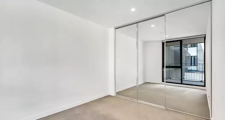 Why Homeowners Choose Us for Sliding Mirror Door Replacement in Florida Ridge, FL