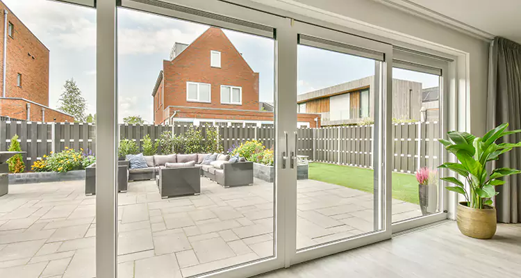 Best Sliding Screen Door Replacement Company in Florida Ridge, FL