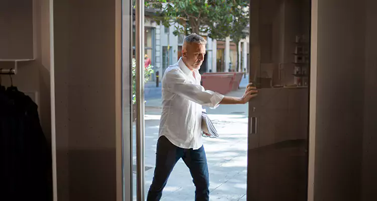 Reliable Pella Patio Door Repair Services for Opening Issues in Florida Ridge, FL