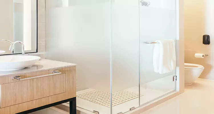Expert Shower Door Fix and Repair in Florida Ridge, FL